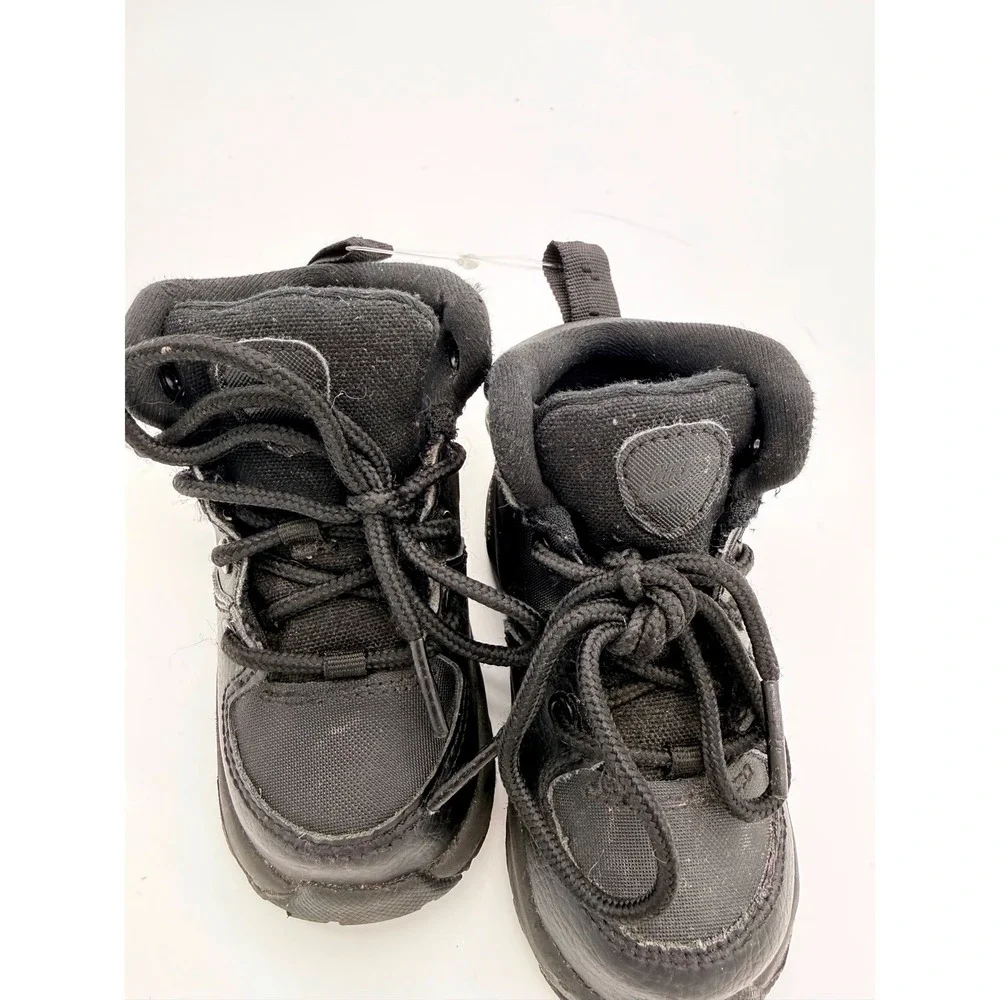 Nike manoa ltr